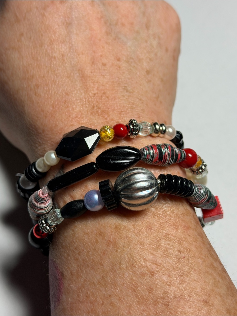 Multistrand Black and Red Beaded Women's Bracelet Set
